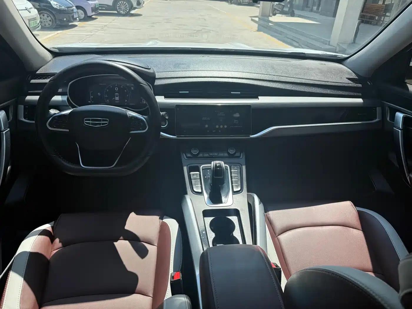 Geely Boyue 2022 1.8TD DCT Smart Edition — миниатюра 4