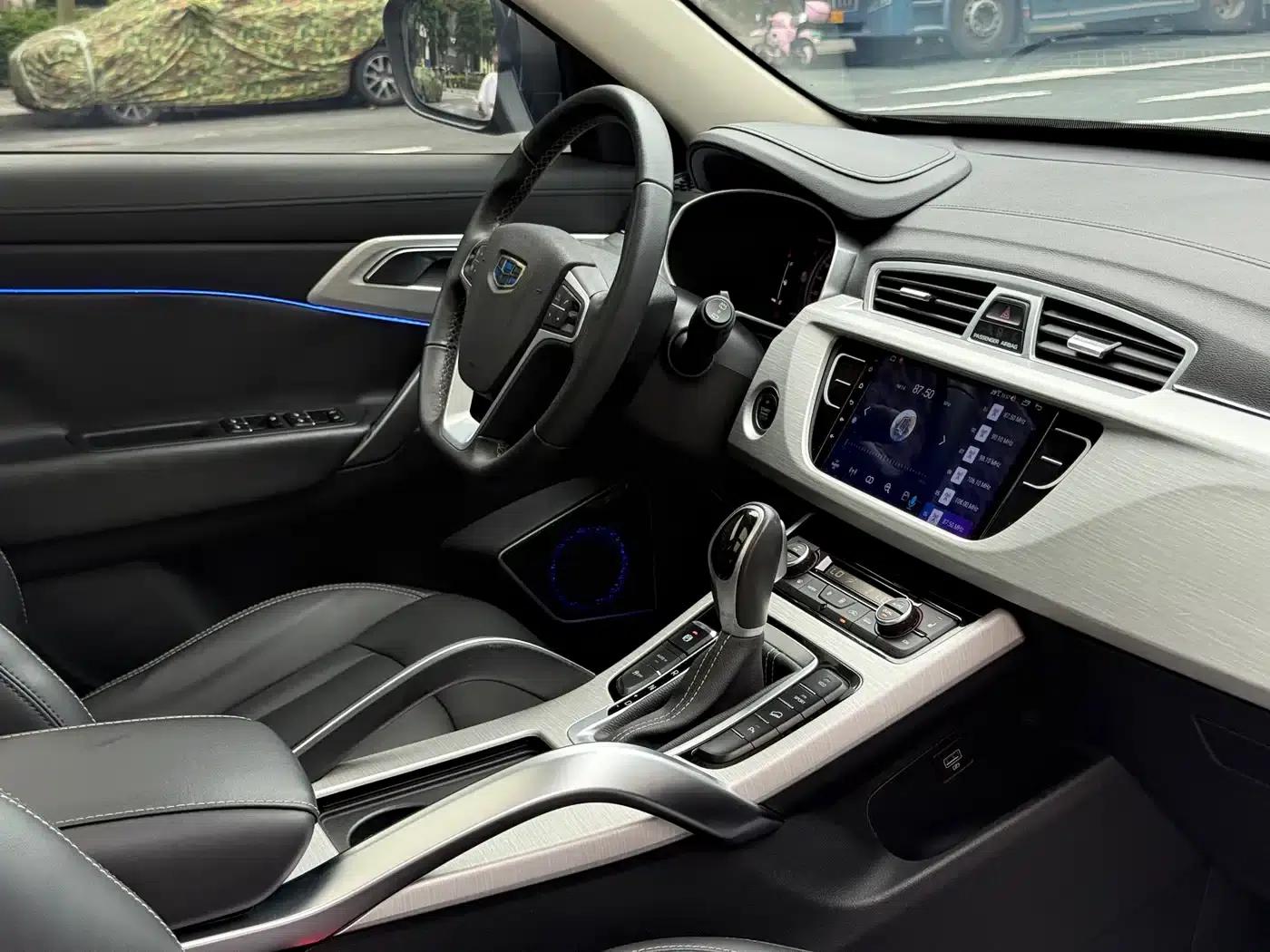 Geely Boyue 2018 1.8TD Automatic 2WD Intelligent Connected 4G Edition — миниатюра 12
