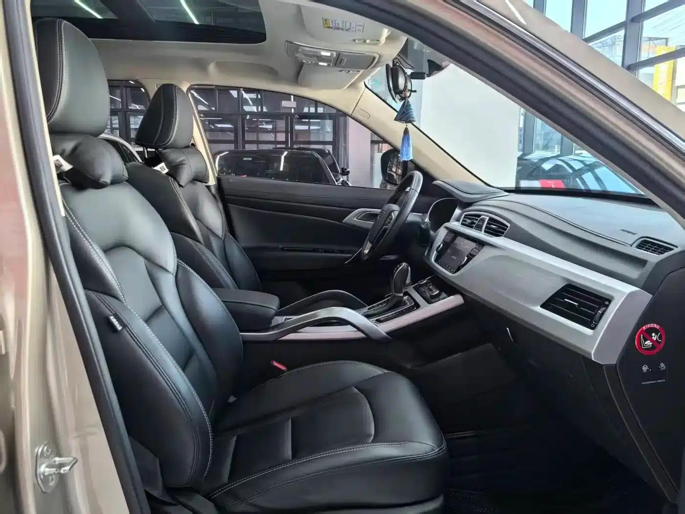 Geely Boyue 2016 1.8TD Automatic Intelligent Connectivity Model — миниатюра 11
