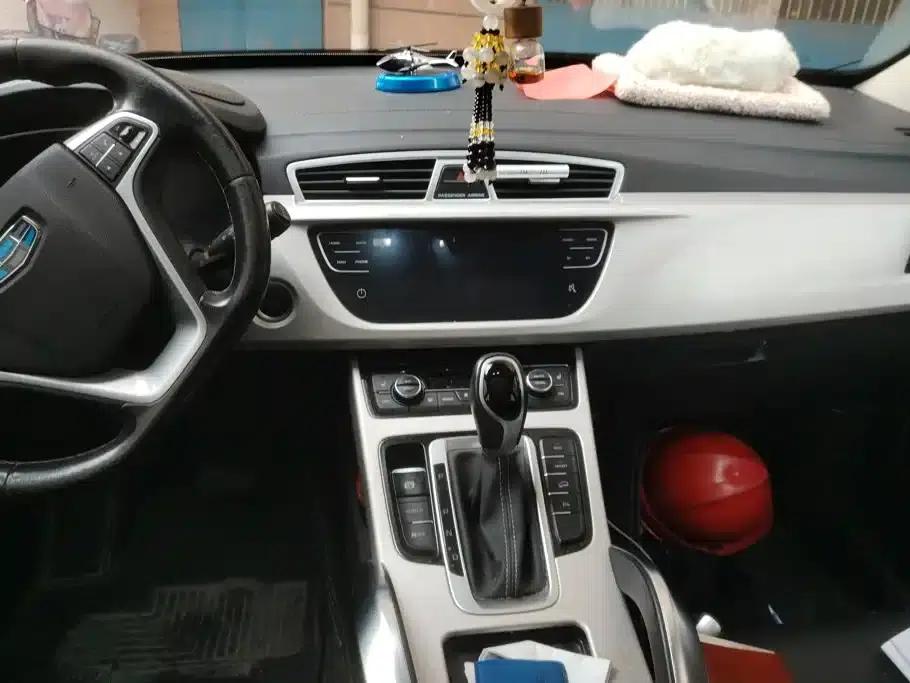 Geely Boyue 2018 1.8TD Automatic 2WD Smart 4G Connected Edition — миниатюра 13