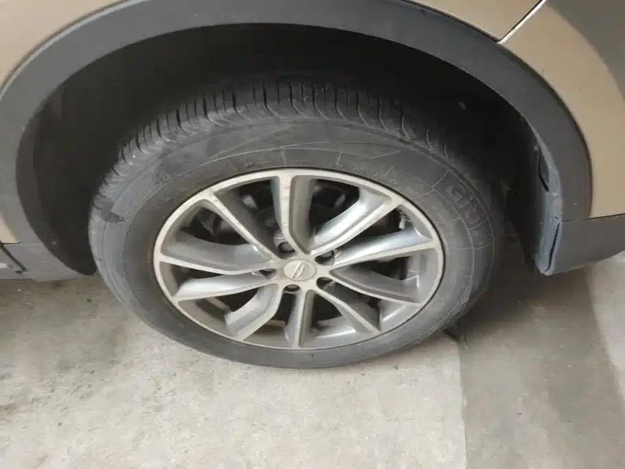 Geely Boyue 2018 1.8TD Automatic 2WD Smart 4G Connected Edition — миниатюра 6