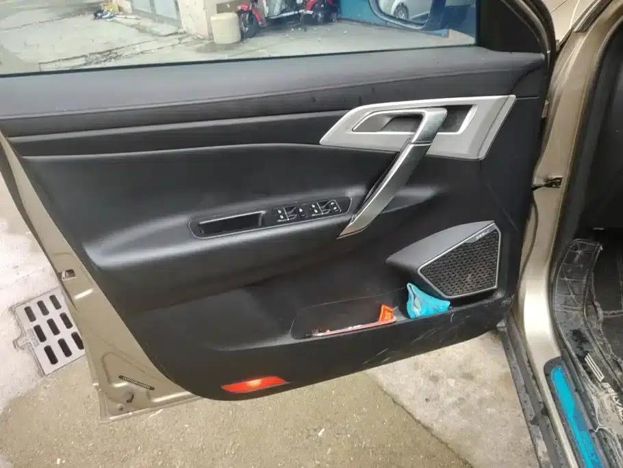 Geely Boyue 2018 1.8TD Automatic 2WD Smart 4G Connected Edition — миниатюра 7