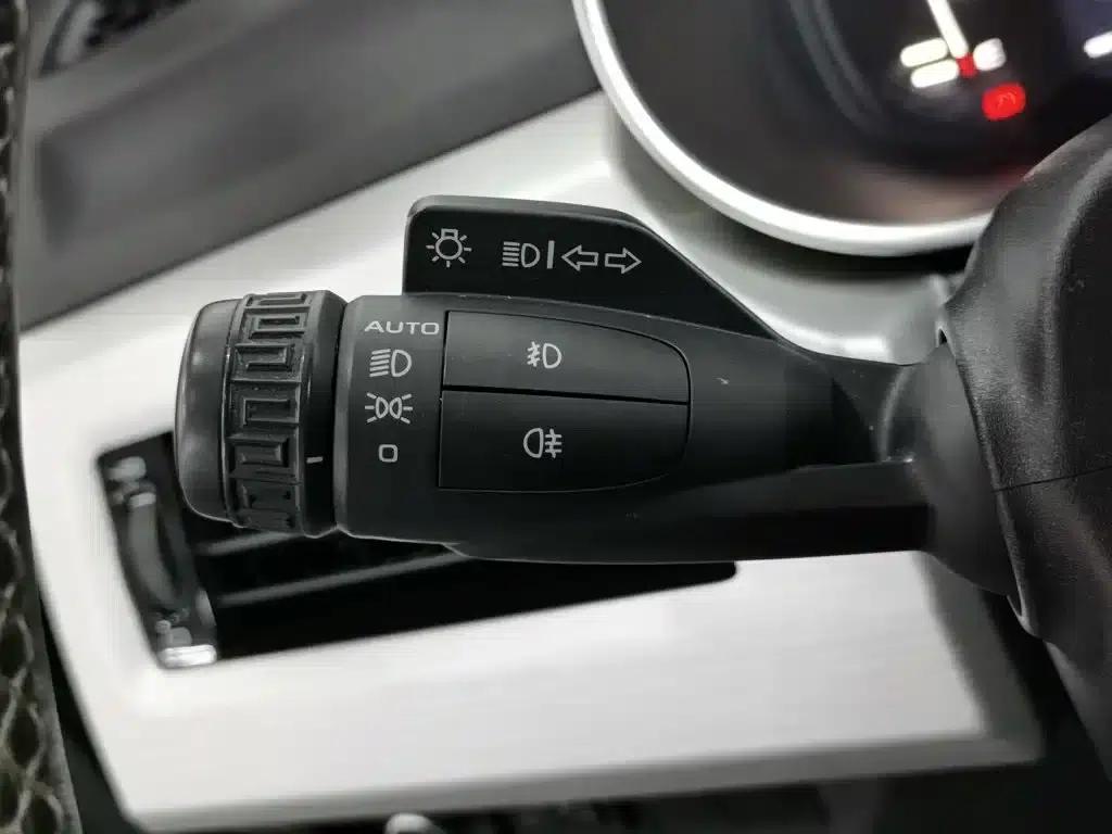 Geely Boyue 2018 1.8TD Automatic 2WD Smart Supreme Edition 4G Connected Version — миниатюра 21