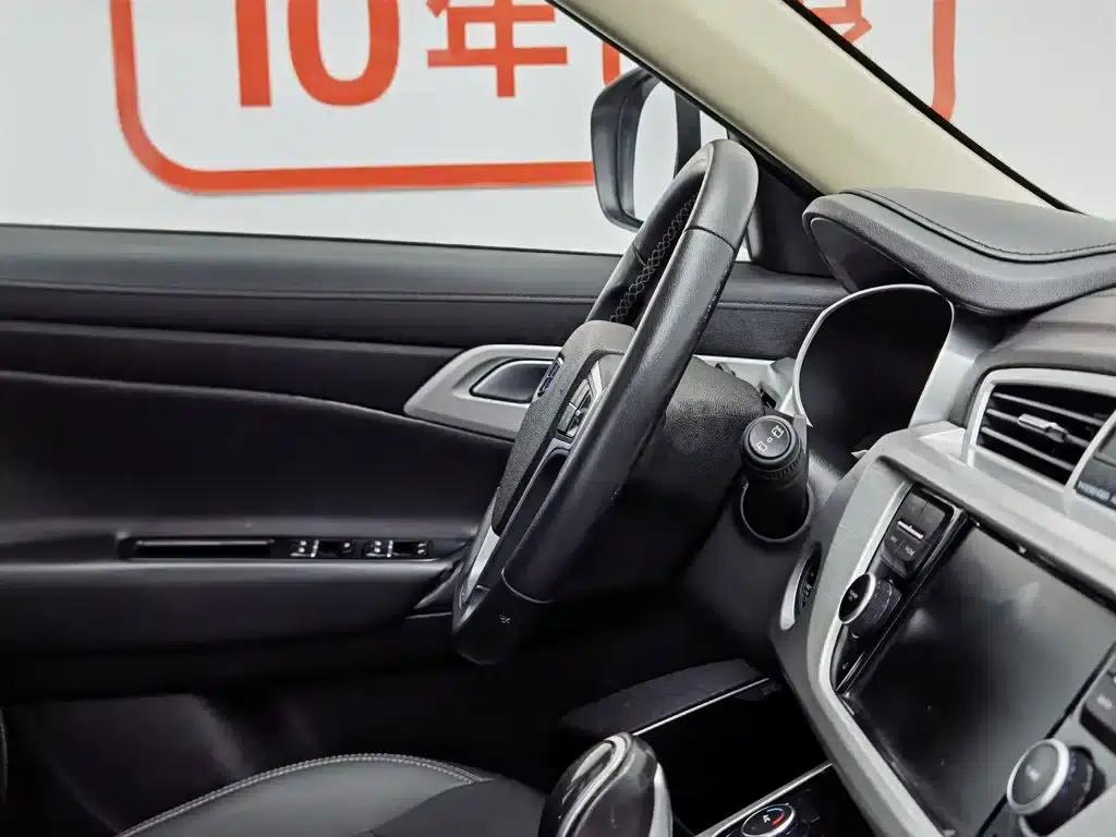 Geely Boyue 2016 1.8TD Automatic Intelligent Connectivity Model — миниатюра 22
