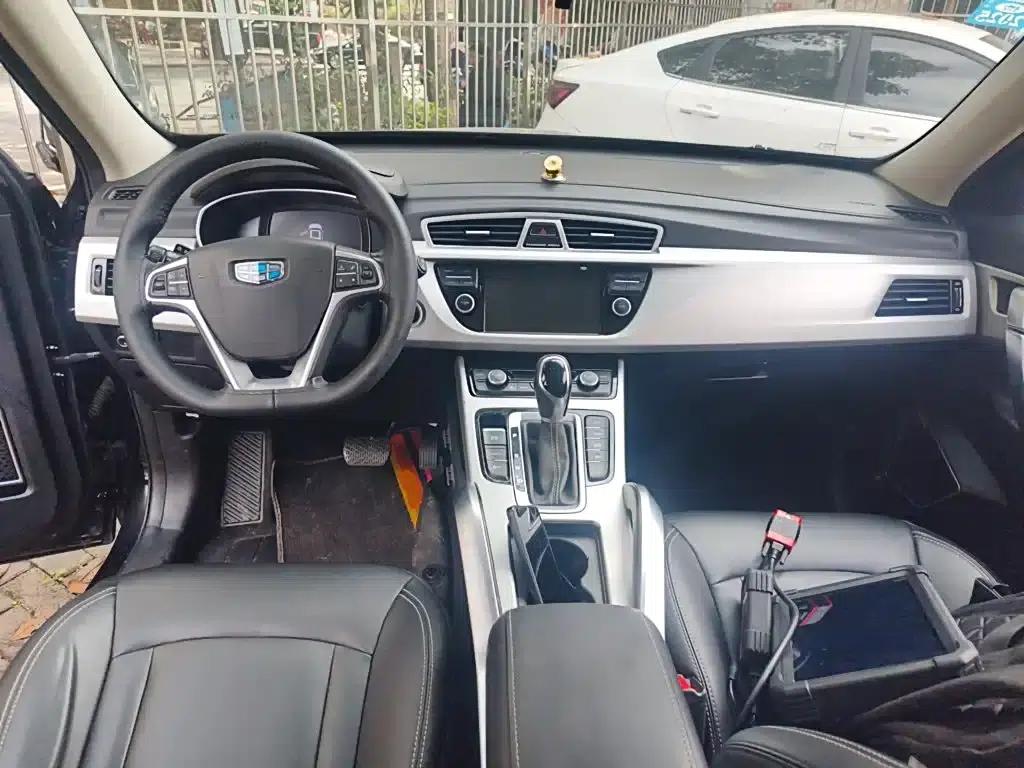 Geely Boyue 2016 1.8TD Automatic Intelligent Connectivity Model — миниатюра 6