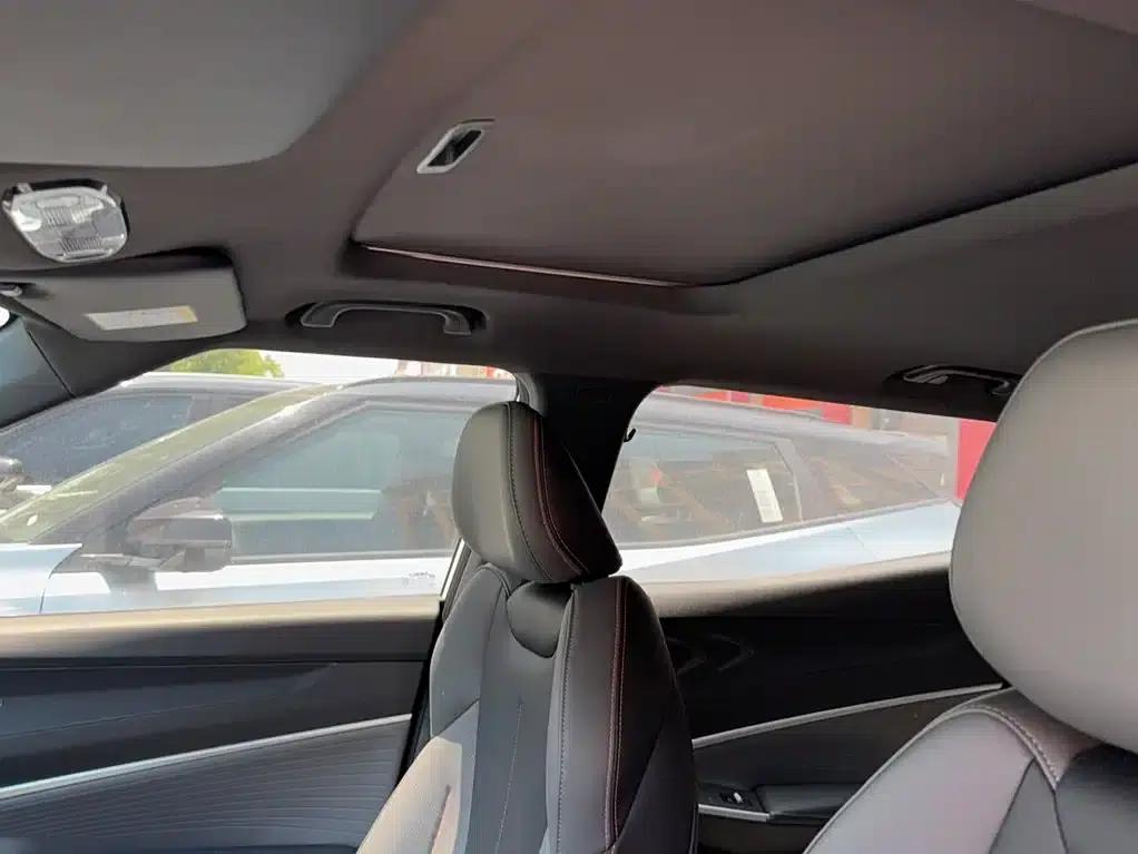 2023 Geely Boyue COOL 1.5TD Friends Edition — миниатюра 20