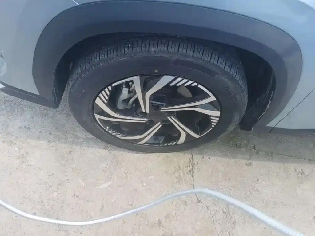 2023 Geely Boyue COOL 1.5TD Smart Connect+ — миниатюра 23