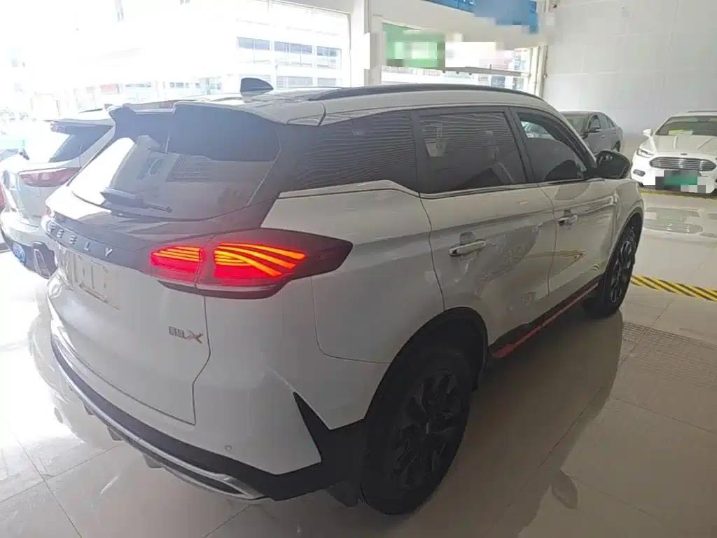 Geely Boyue 2022 Model Boyue X 1.8TD DCT Smart Edition — миниатюра 7