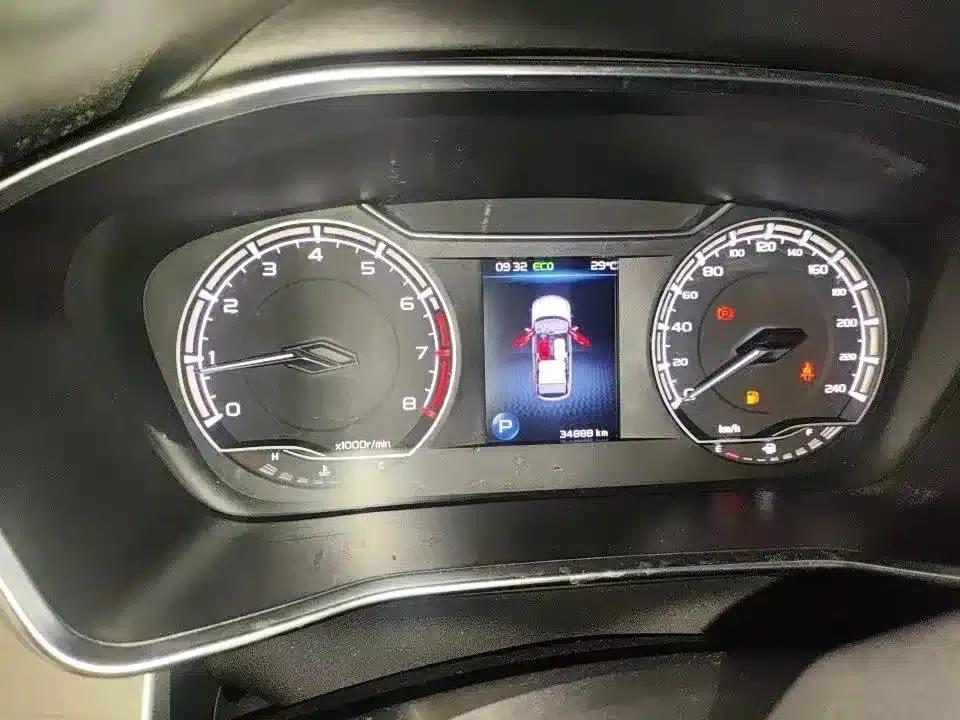 Geely Binyue 2021 1.4T DCT Diamond Edition — миниатюра 3