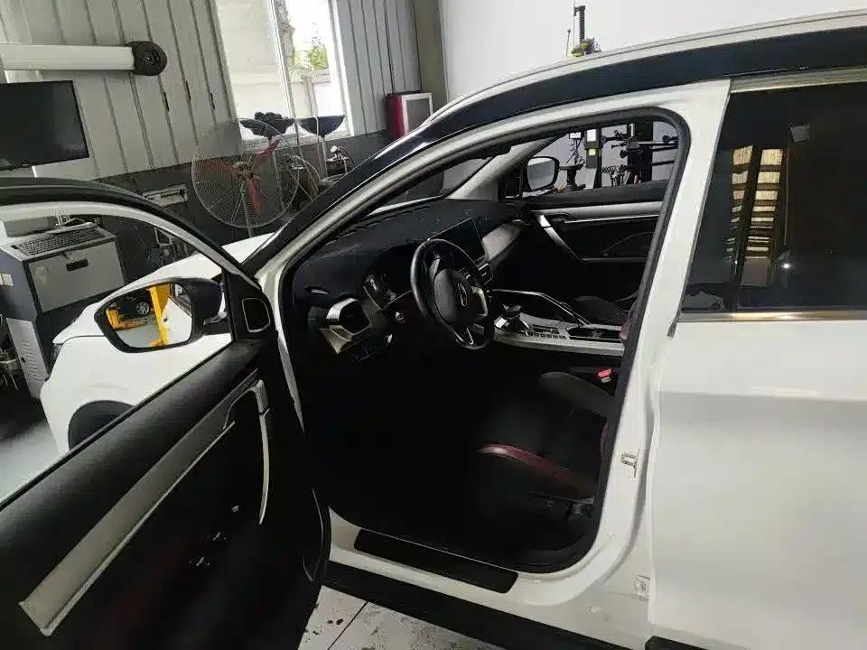 Geely Binyue 2021 1.4T DCT Diamond Edition — миниатюра 7