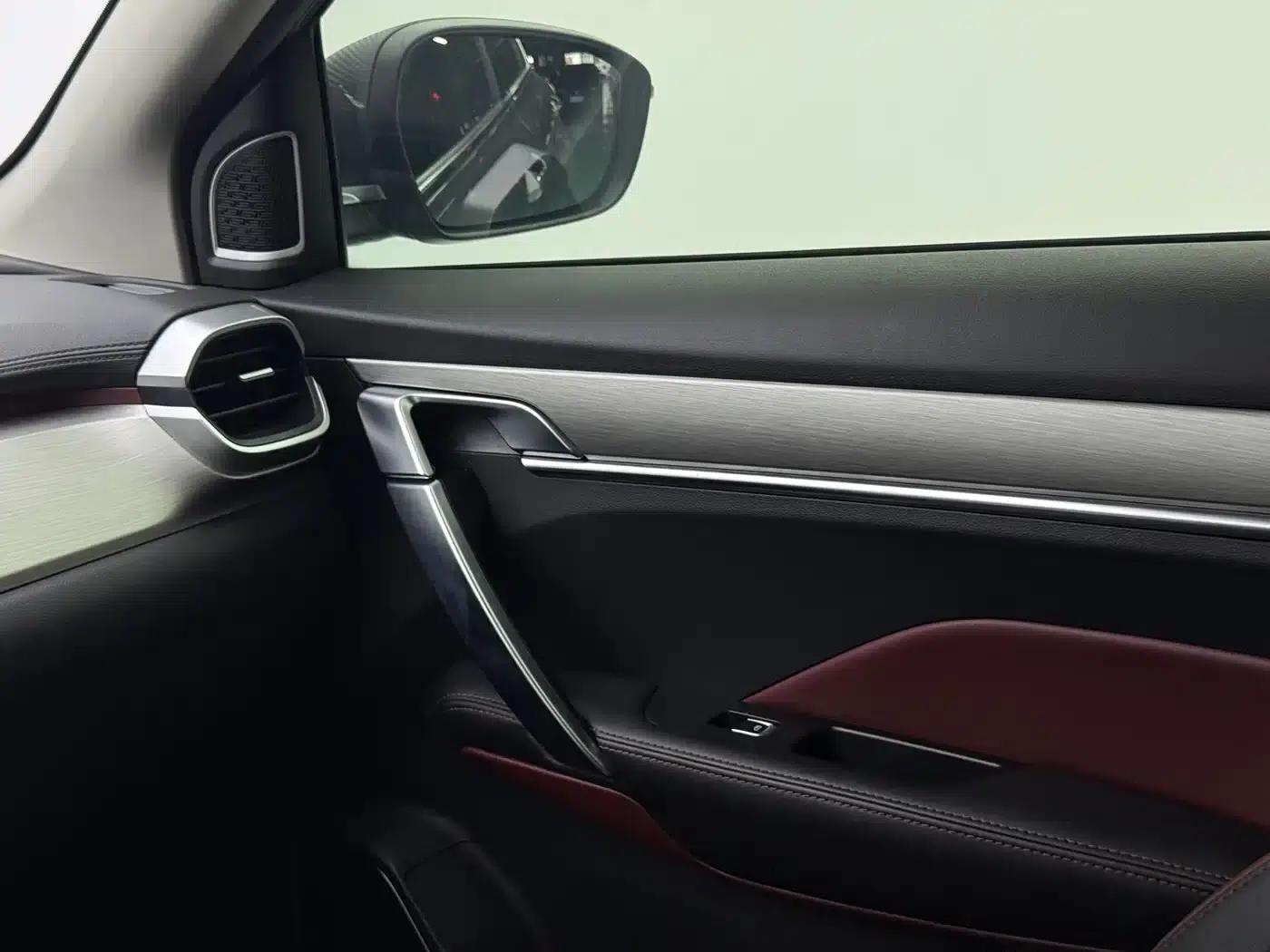 Geely Binyue 2021 1.4T DCT Diamond Edition — миниатюра 10