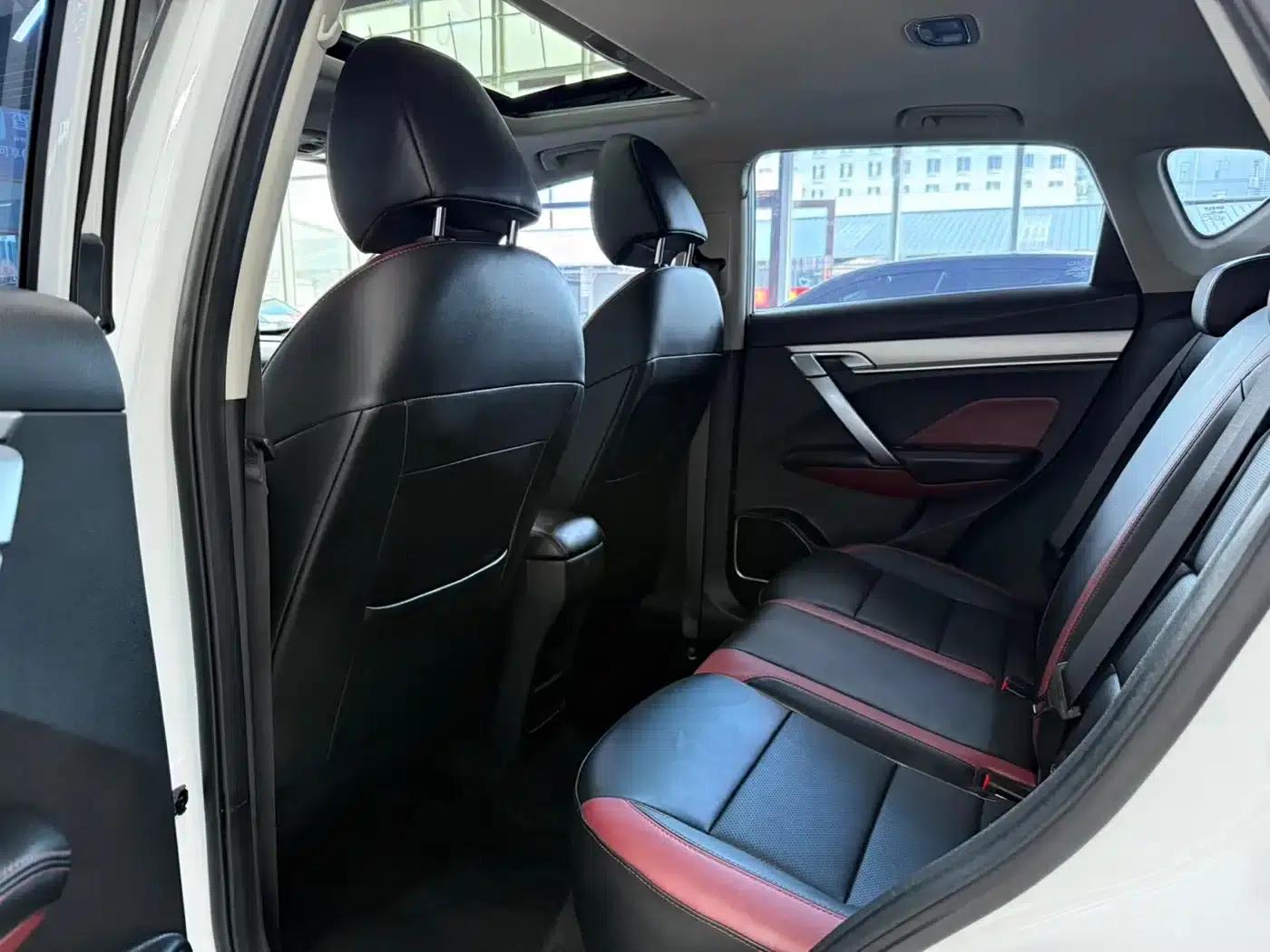 Geely Binyue 2021 1.4T DCT Platinum Edition — миниатюра 6