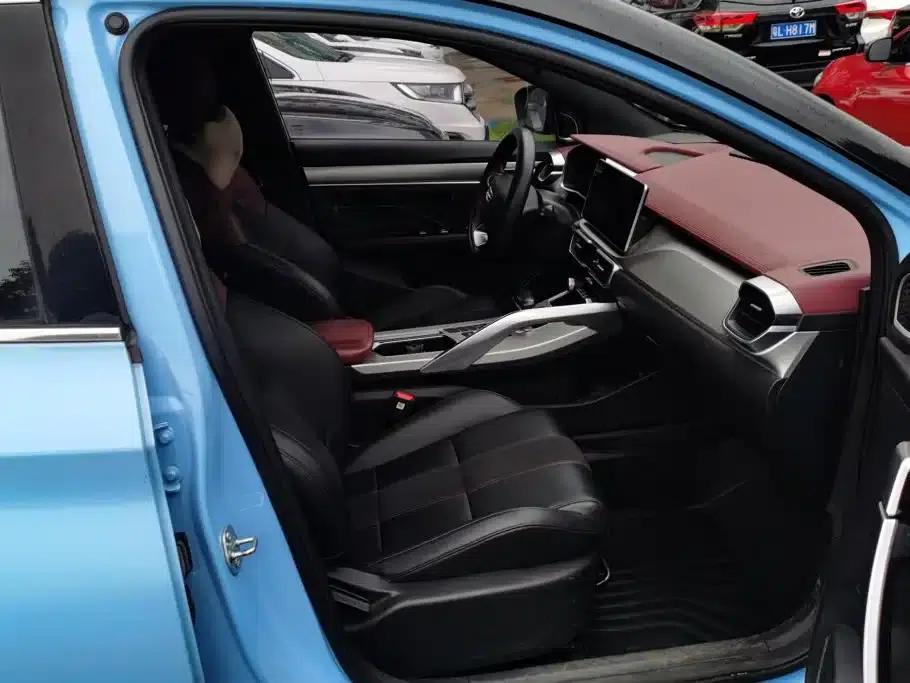 Geely Binyue 2021 1.5TD DCT Glory Edition — миниатюра 8