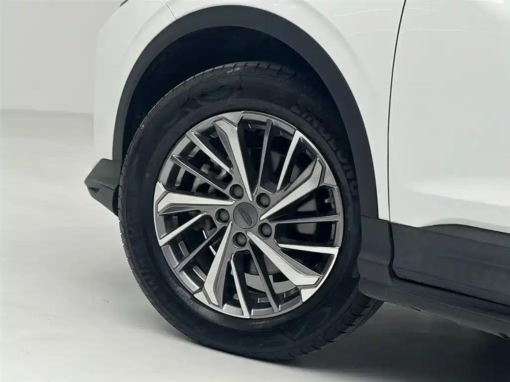 Geely Binyue 2021 1.4T Manual Gold Edition — миниатюра 6