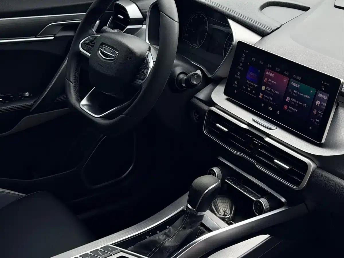 Geely Binyue 2020 PRO 240T DCT Hunter — миниатюра 14
