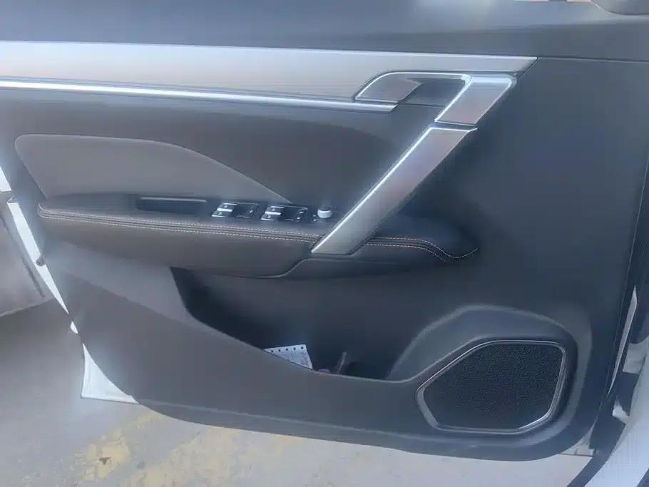 Geely Binyue 2024 1.5T DCT Dragon Edition — миниатюра 7