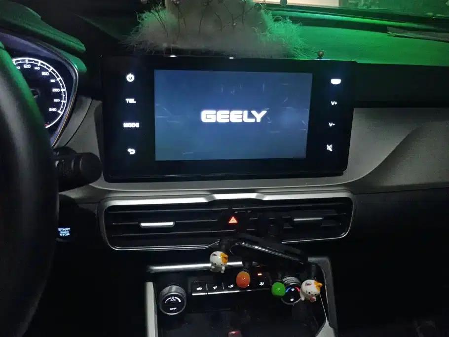Geely Binyue 2025 1.5L CVT Super Power — миниатюра 13