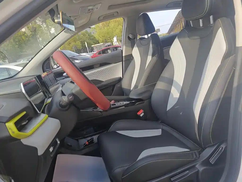 Geely Binyue 2022 Model Binyue COOL 1.5TD DCT Hot Edition — миниатюра 11