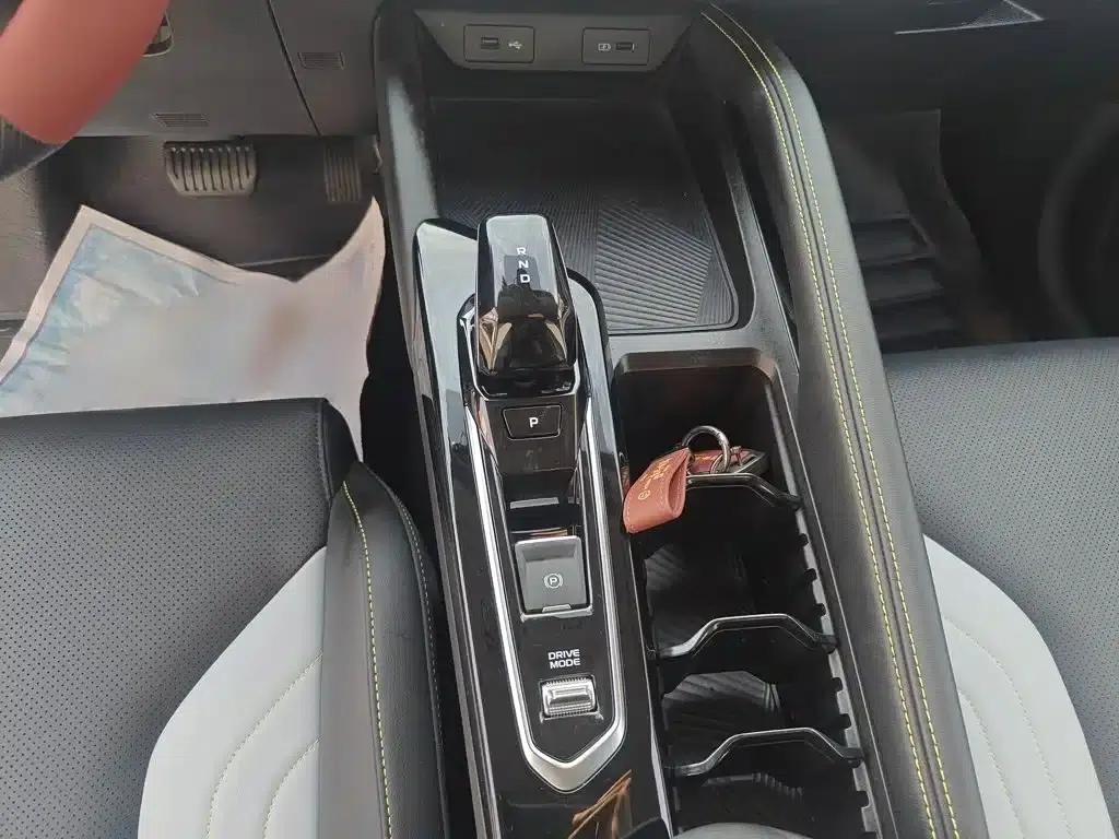 Geely Binyue 2022 Model Binyue COOL 1.5TD DCT Hot Edition — миниатюра 9