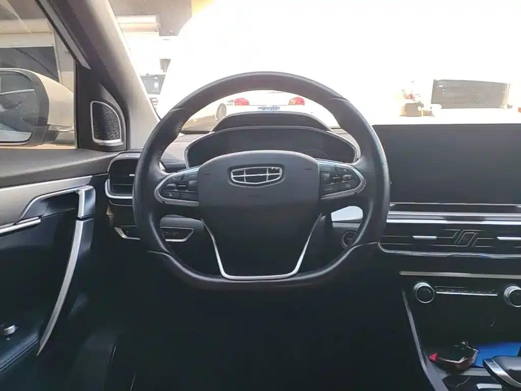 Geely Binyue 2021 1.4T DCT Platinum Edition — миниатюра 11