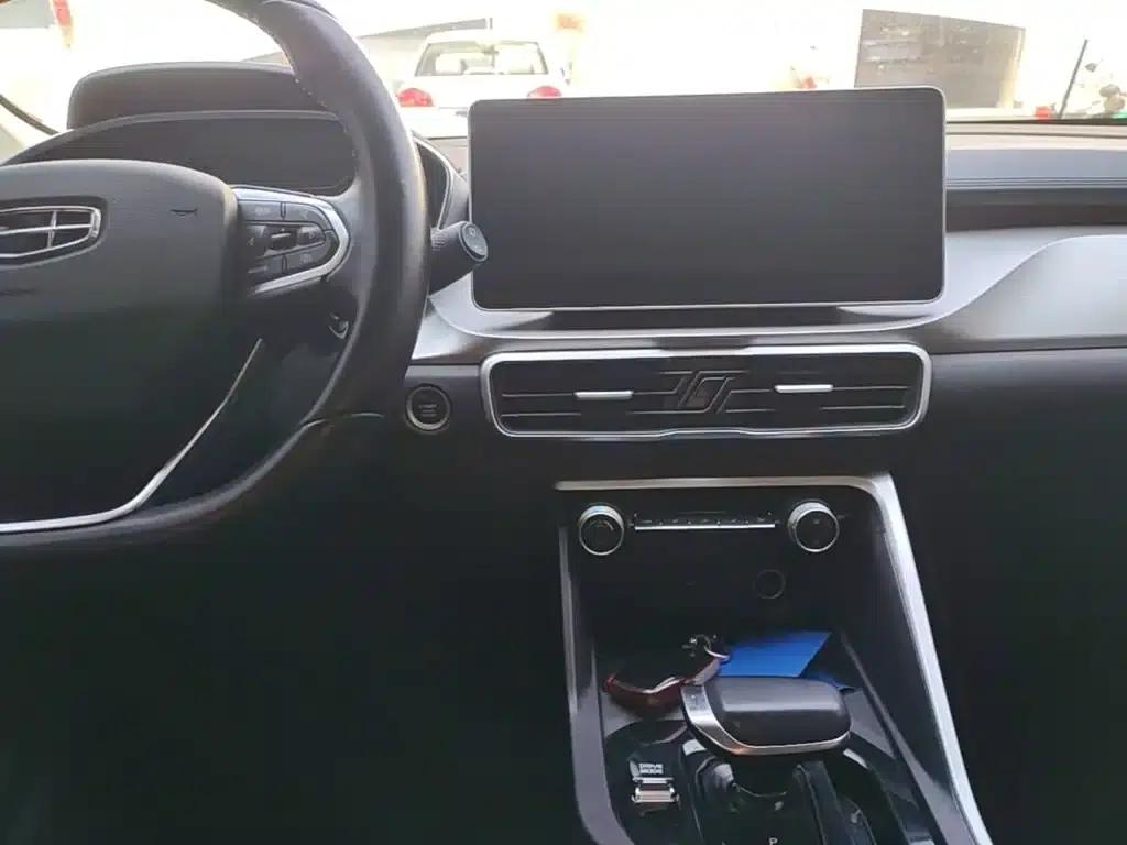 Geely Binyue 2021 1.4T DCT Platinum Edition — миниатюра 10