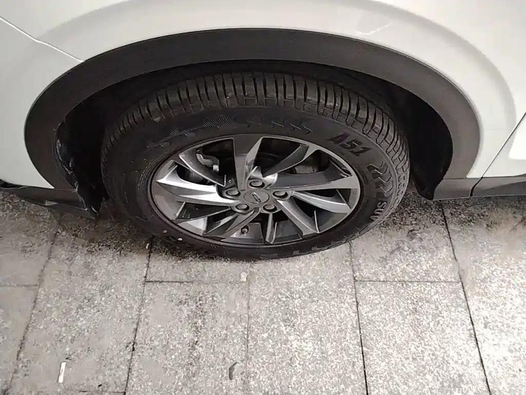 Geely Binyue 2024 1.5T DCT Dragon Edition — миниатюра 23