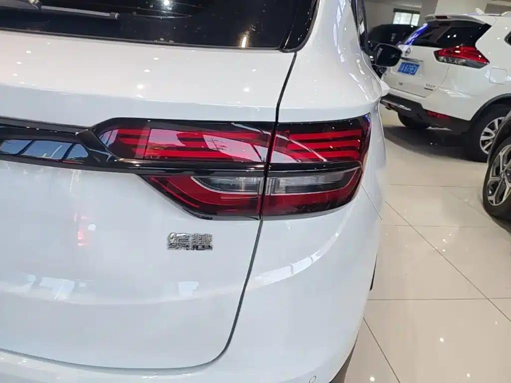 Geely Binyue 2023 1.5T DCT Diamond Edition — миниатюра 8