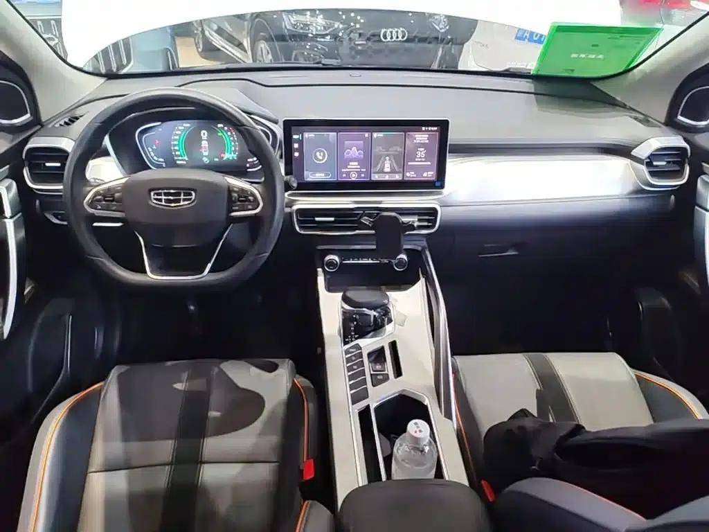 Geely Binyue 2023 1.5T DCT Diamond Edition — миниатюра 10