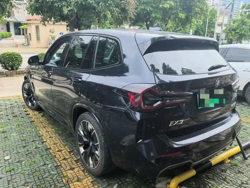 BMW iX3 2022 Leading Edition — миниатюра 3