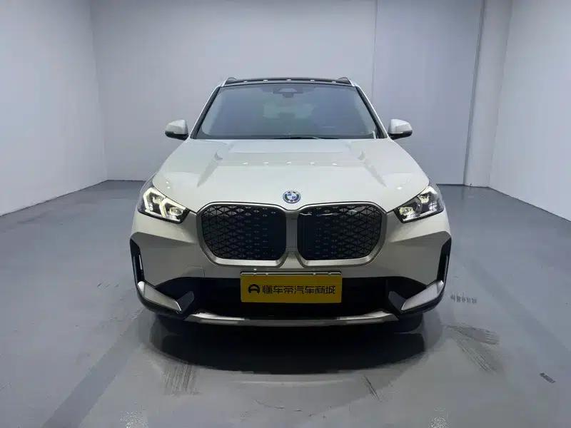 BMW iX1 2025 eDrive25L X Design Package — миниатюра 2