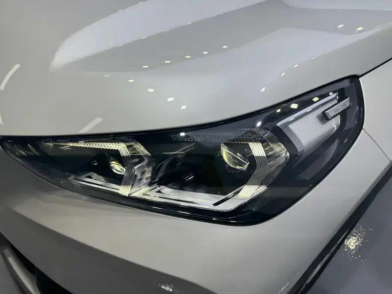 BMW iX1 2025 eDrive25L X Design Package — миниатюра 12