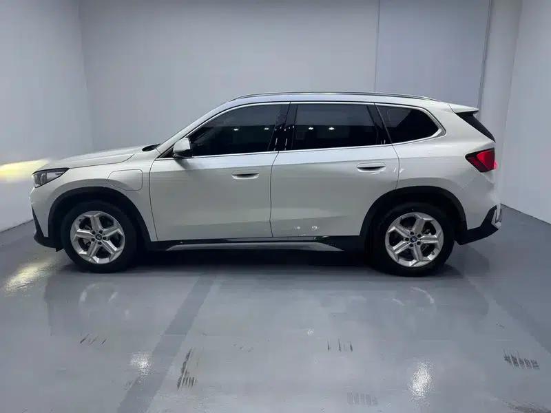 BMW iX1 2025 eDrive25L X Design Package — миниатюра 4