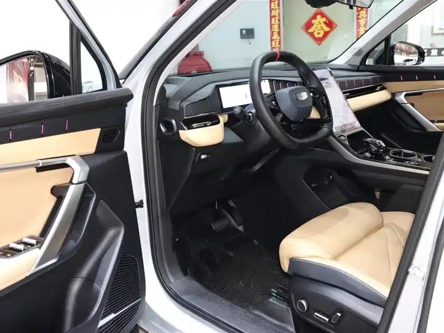 Geely Boyue L 2023 2.0TD DCT Flagship Edition — миниатюра 9