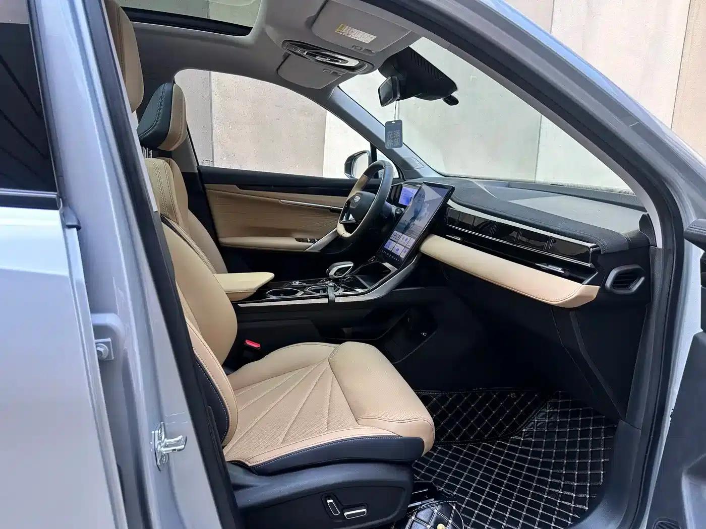 Geely Boyue L 2023 1.5TD DCT Premium Edition — миниатюра 7