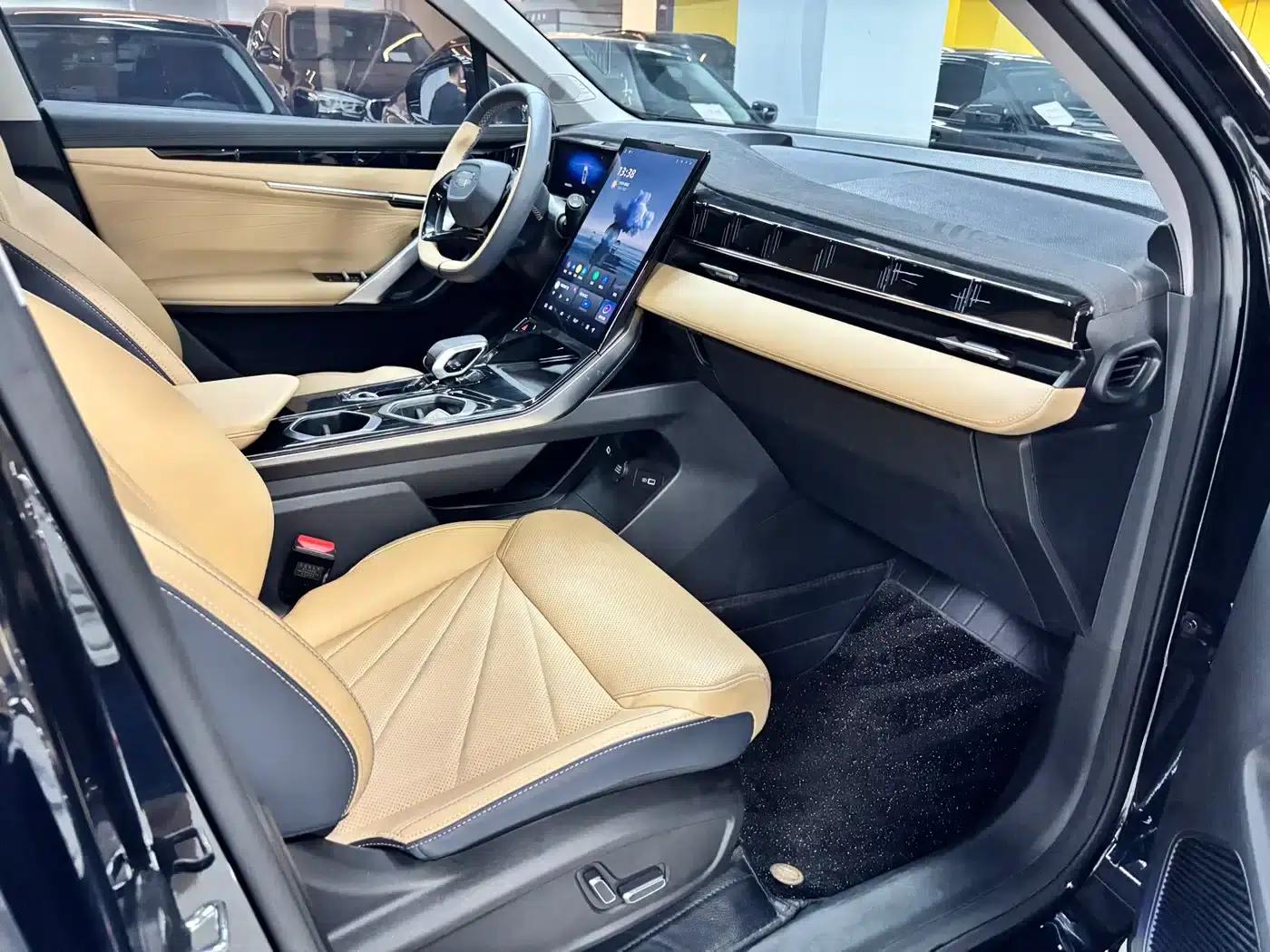 Geely Boyue L 2023 1.5TD DCT Premium Edition — миниатюра 10