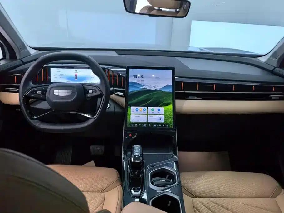 Geely Boyue L 2023 1.5TD DCT Premium Edition — миниатюра 12