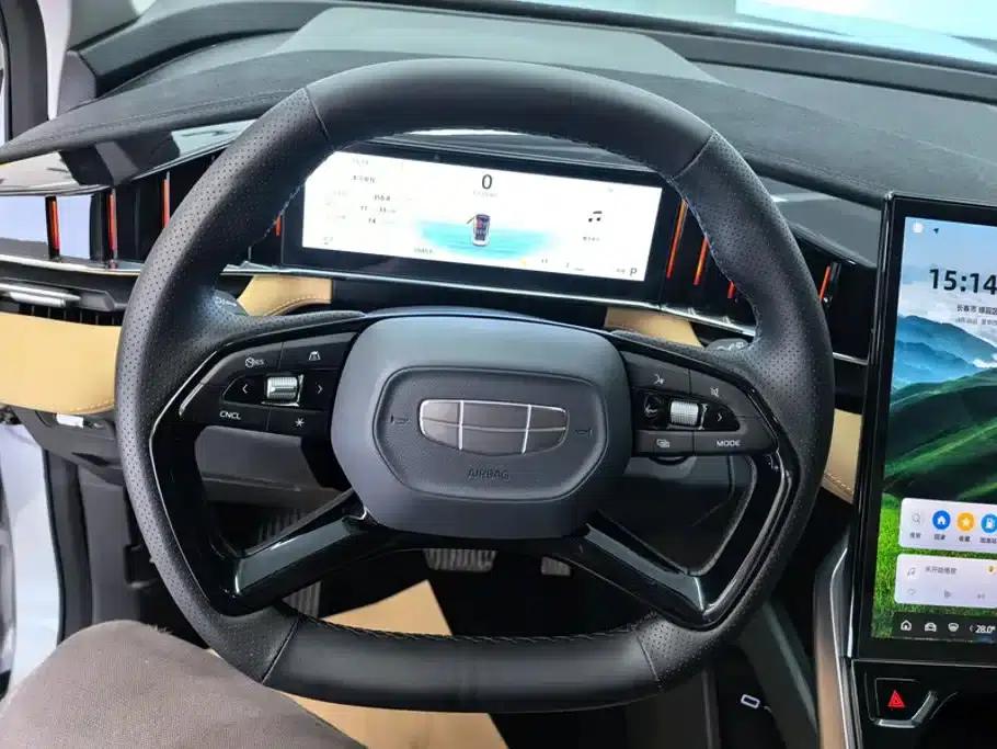 Geely Boyue L 2023 1.5TD DCT Premium Edition — миниатюра 15