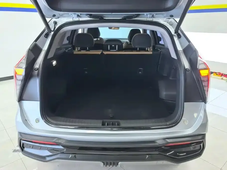 Geely Boyue L 2023 1.5TD DCT Premium Edition — миниатюра 4