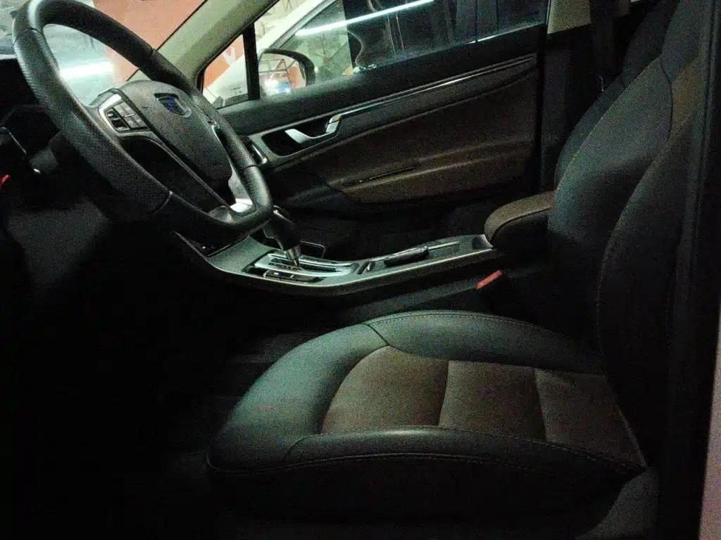 Geely GS 2017 Elegant Edition 1.3T Automatic Smart Connectivity — миниатюра 11