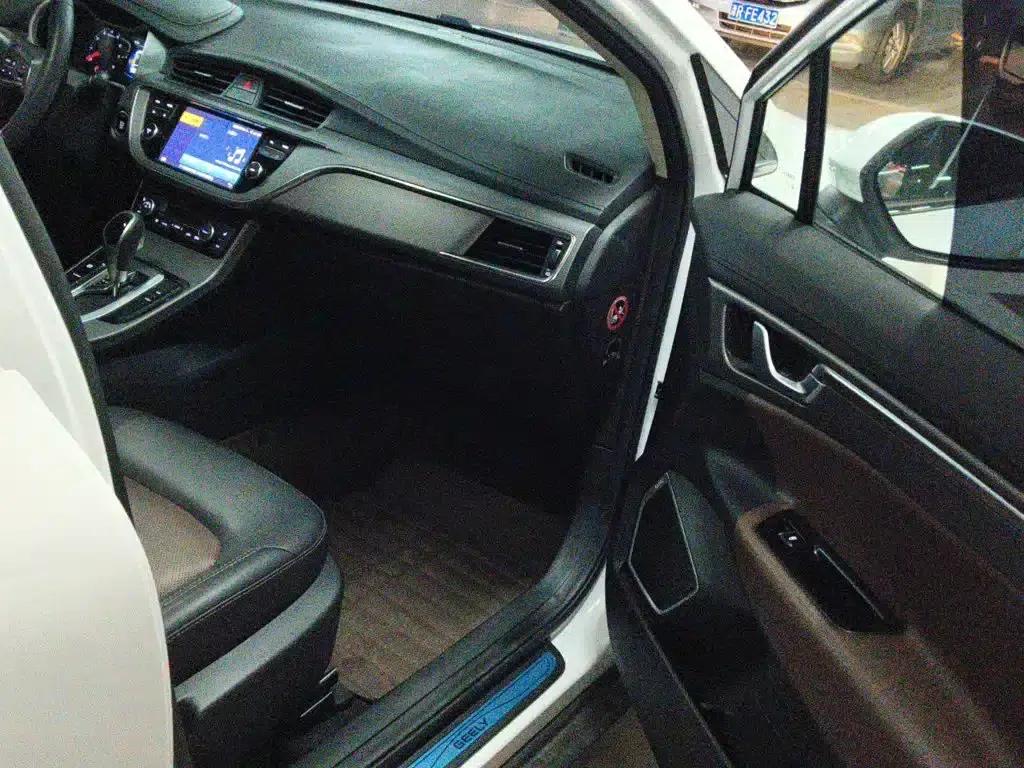 Geely GS 2017 Elegant Edition 1.3T Automatic Smart Connectivity — миниатюра 21