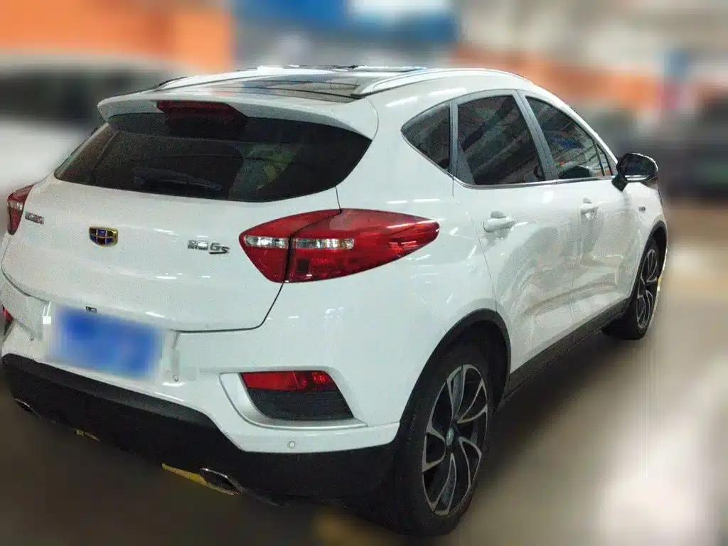 Geely GS 2017 Elegant Edition 1.3T Automatic Smart Connectivity — миниатюра 4