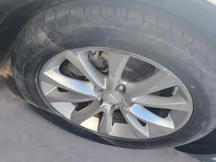 Geely GS 2016 Sport Edition 1.3T Automatic Leading Model — миниатюра 6
