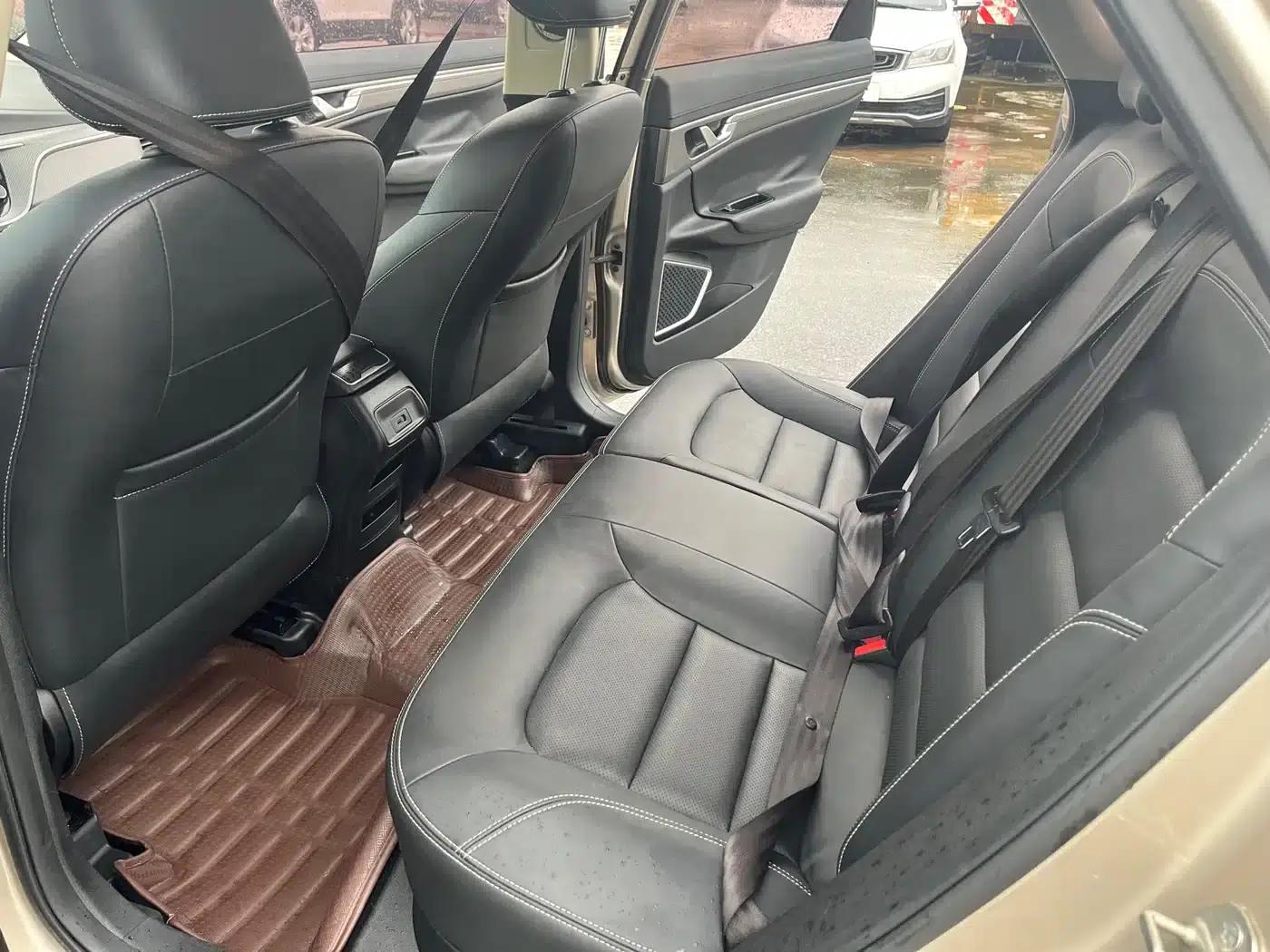 Geely GS 2016 Elegant Edition 1.3T Manual Leading Model — миниатюра 9