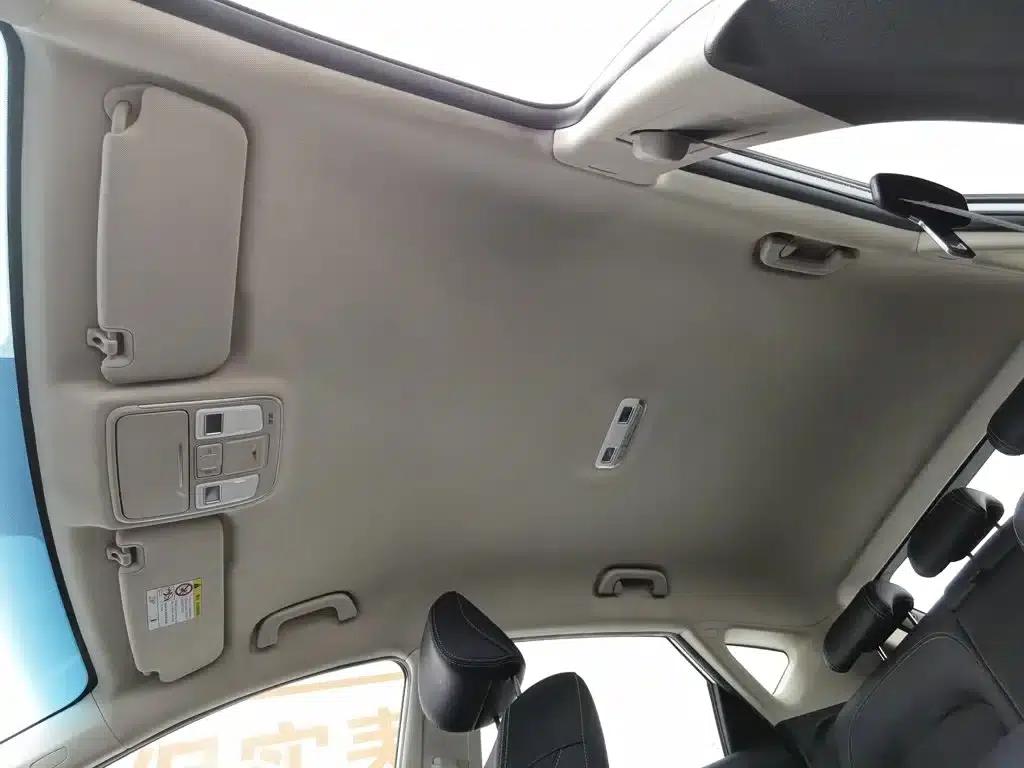 Geely GS 2016 Elegant Edition 1.3T Automatic Leading Model — миниатюра 14