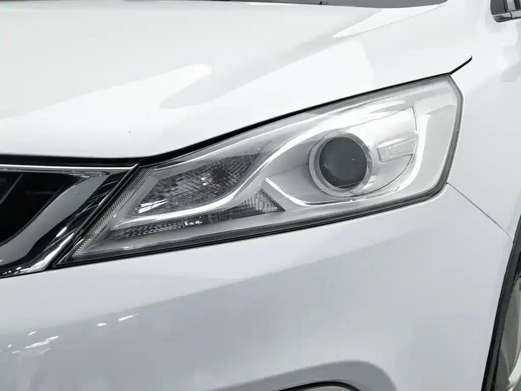 Geely GS 2016 Elegant Edition 1.3T Automatic Leading Model — миниатюра 7
