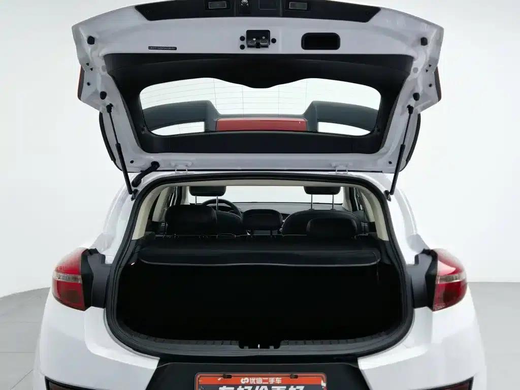 Geely GS 2016 Sport Edition 1.3T Automatic Premium Model — миниатюра 16