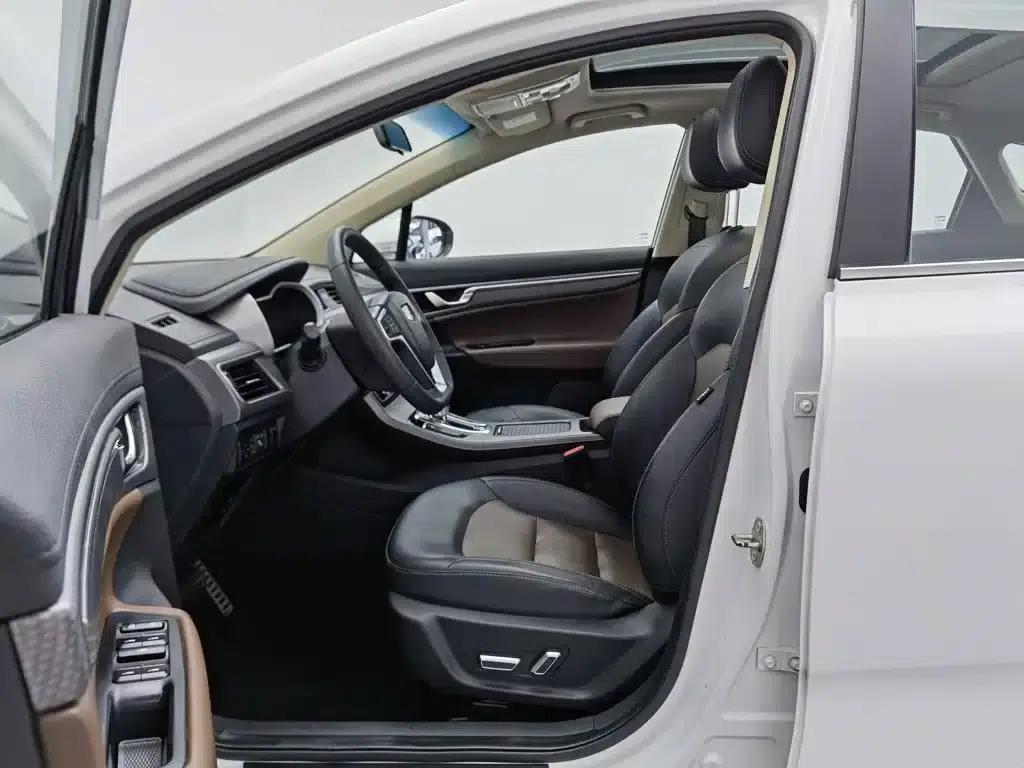 Geely GS 2016 Sport Edition 1.3T Automatic Premium Model — миниатюра 10