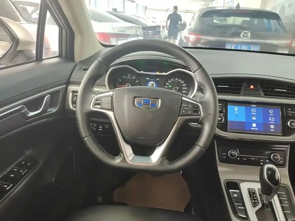 Geely GS 2016 Sport Edition 1.8L Automatic Premium Model — миниатюра 11