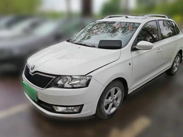 Skoda Rapid Spaceback 2016 Revised Version 1.6L Automatic Front-Drive Edition