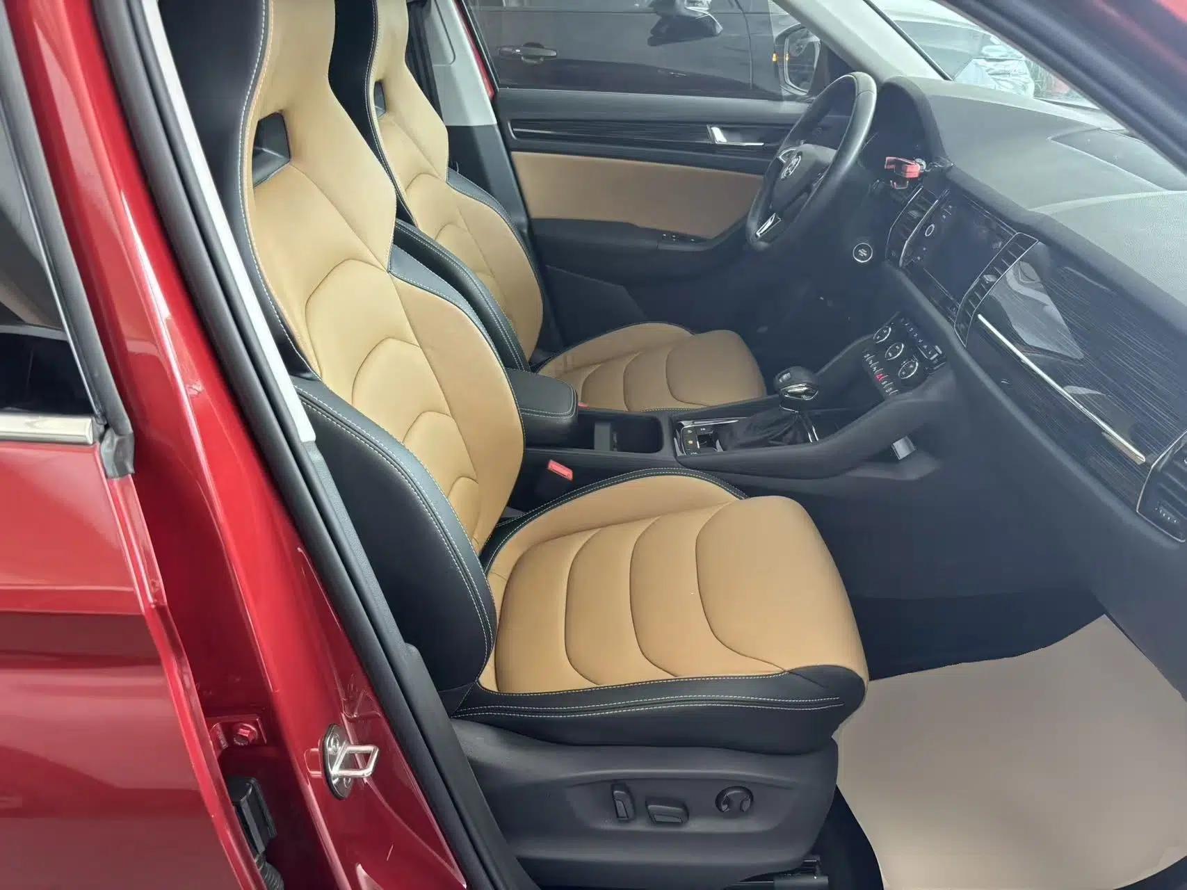 Skoda Kodiaq GT 2019 TSI330 Two-Wheel-Drive Luxury Edition China VI Standard — миниатюра 24